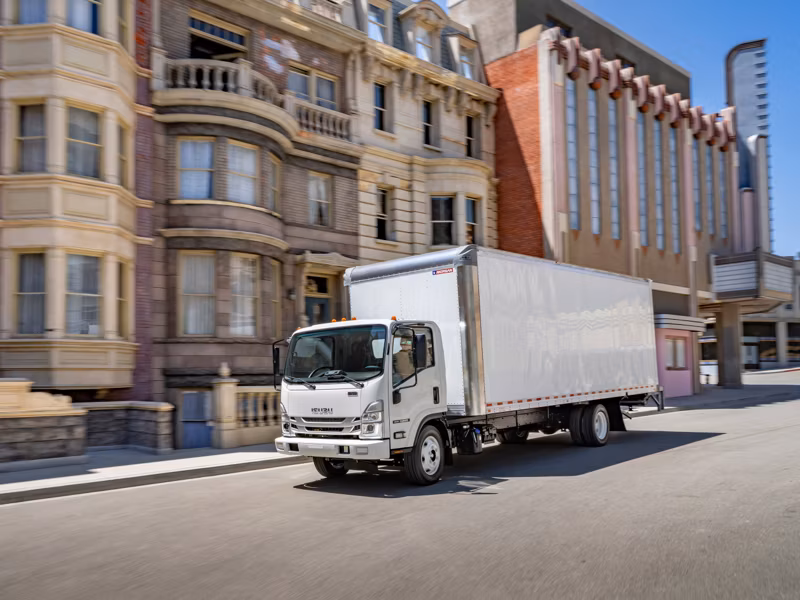2025 Isuzu NRR Crew Cab (N-Series Diesel) - Image 13