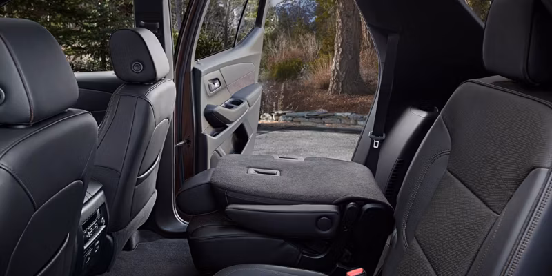 2025 Chevrolet TRAVERSE LT Leather (FWD) - Image 31