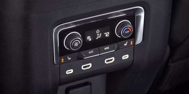 2025 Chevrolet TAHOE LS (4WD) - Image 16