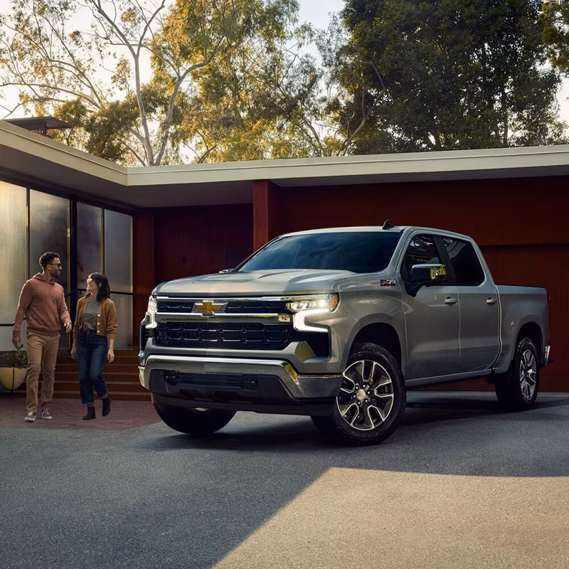 2025 Chevrolet SILVERADO Custom Crew Cab, Short Bed (4WD) - Image 15