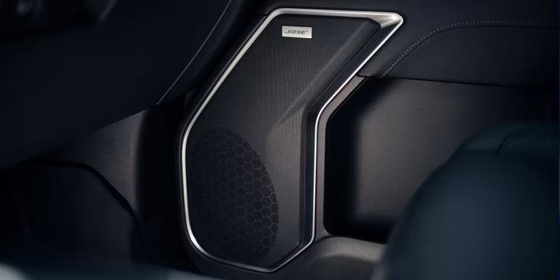 2025 Chevrolet SILVERADO Custom Crew Cab, Short Bed (4WD) - Image 33