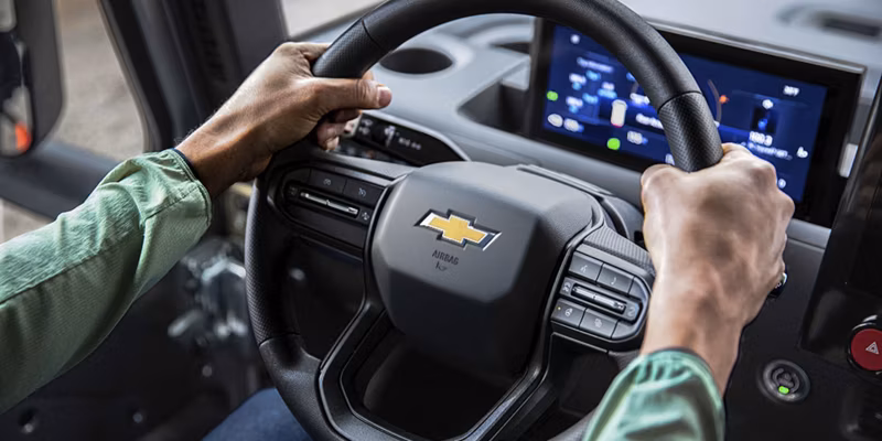 2026 Chevrolet BrightDrop 400 FWD - Image 9